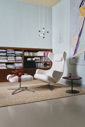 Grand Repos Armchair + Ottoman Vitra Polished Nubia Ivory / Pearl