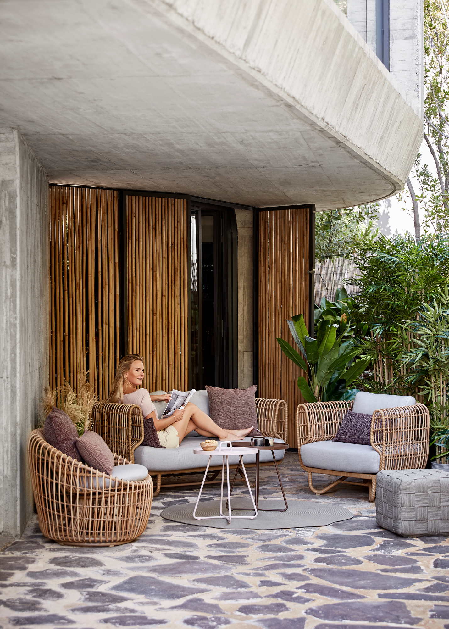 Nest Outdoor 2-seater Sofa Cane-Line