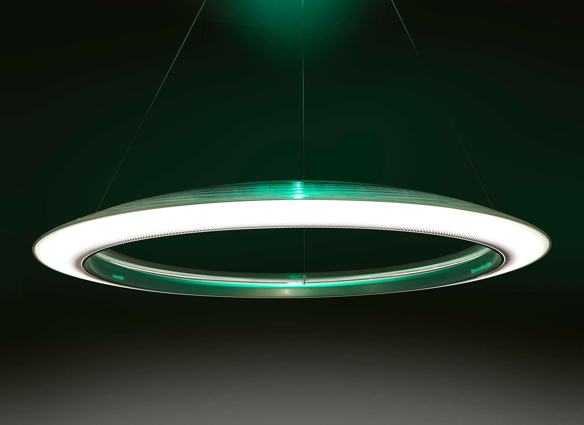 Ameluna pendant lamp 3000K push dimmer Artemide