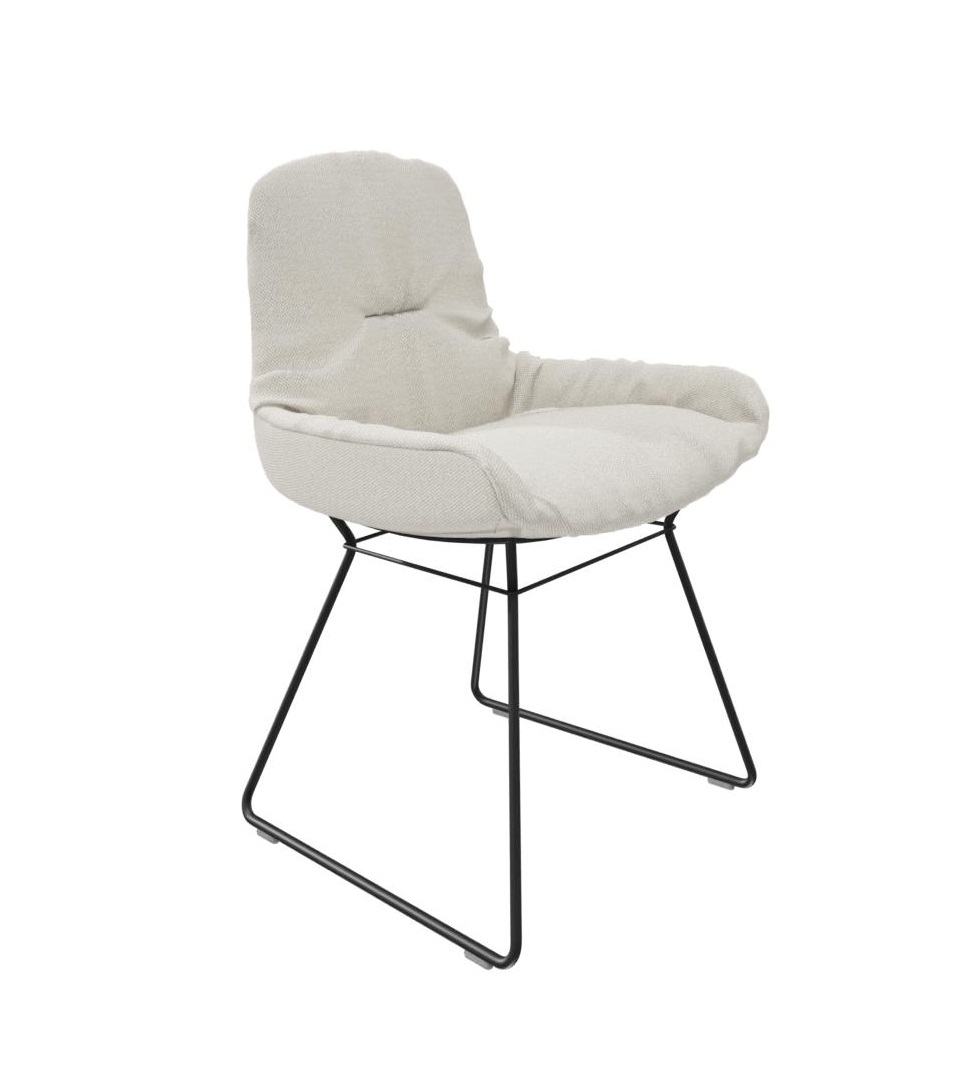 Leya chair low armrest fabric Safire Freifrau Manufaktur PREFERENCE COMBINATION