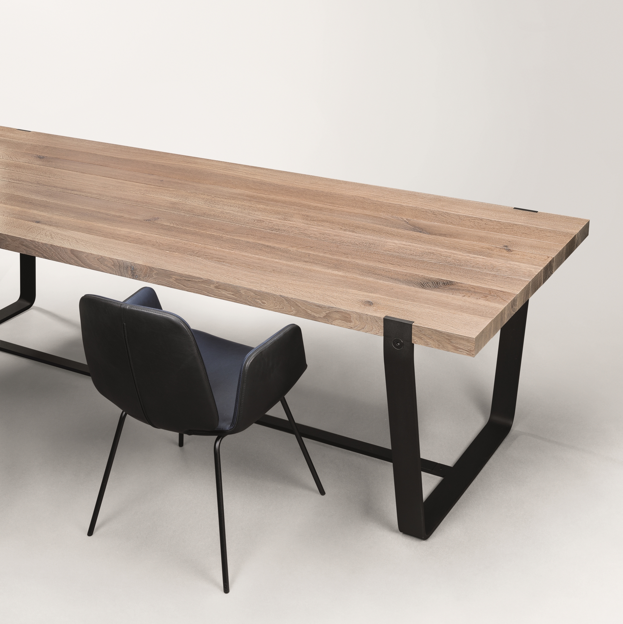 BB 11 Clamp table oak raw/oiled Janua