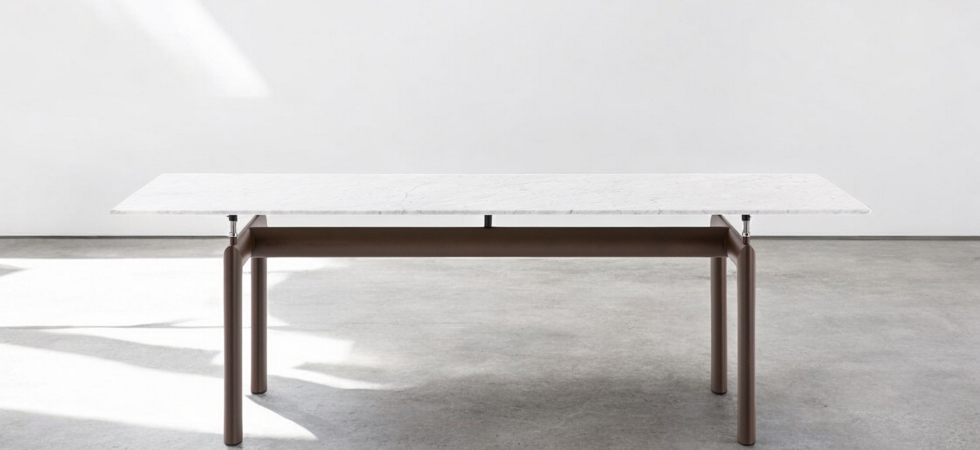 6 Table Tube D'avion Outdoor dining table Cassina