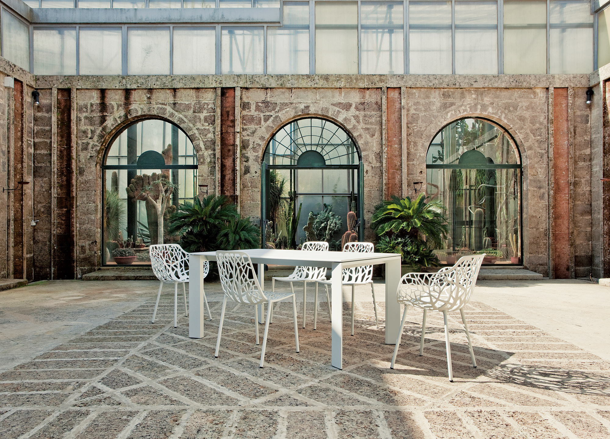 Forest Outdoor Armchair Fast powder gray