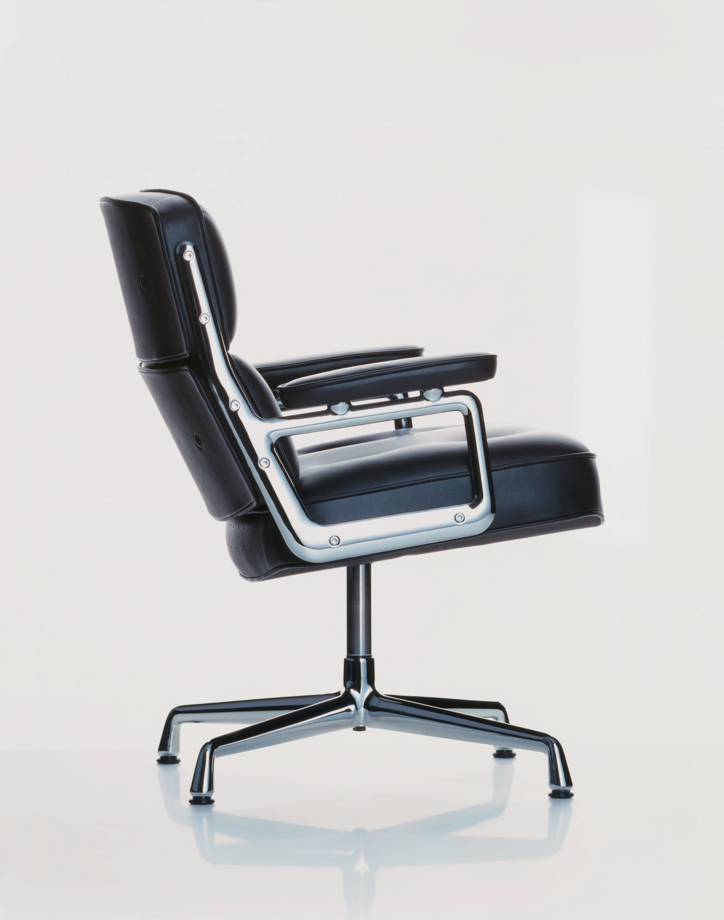 Lobby Chair ES108 / ES 108 Chair Vitra