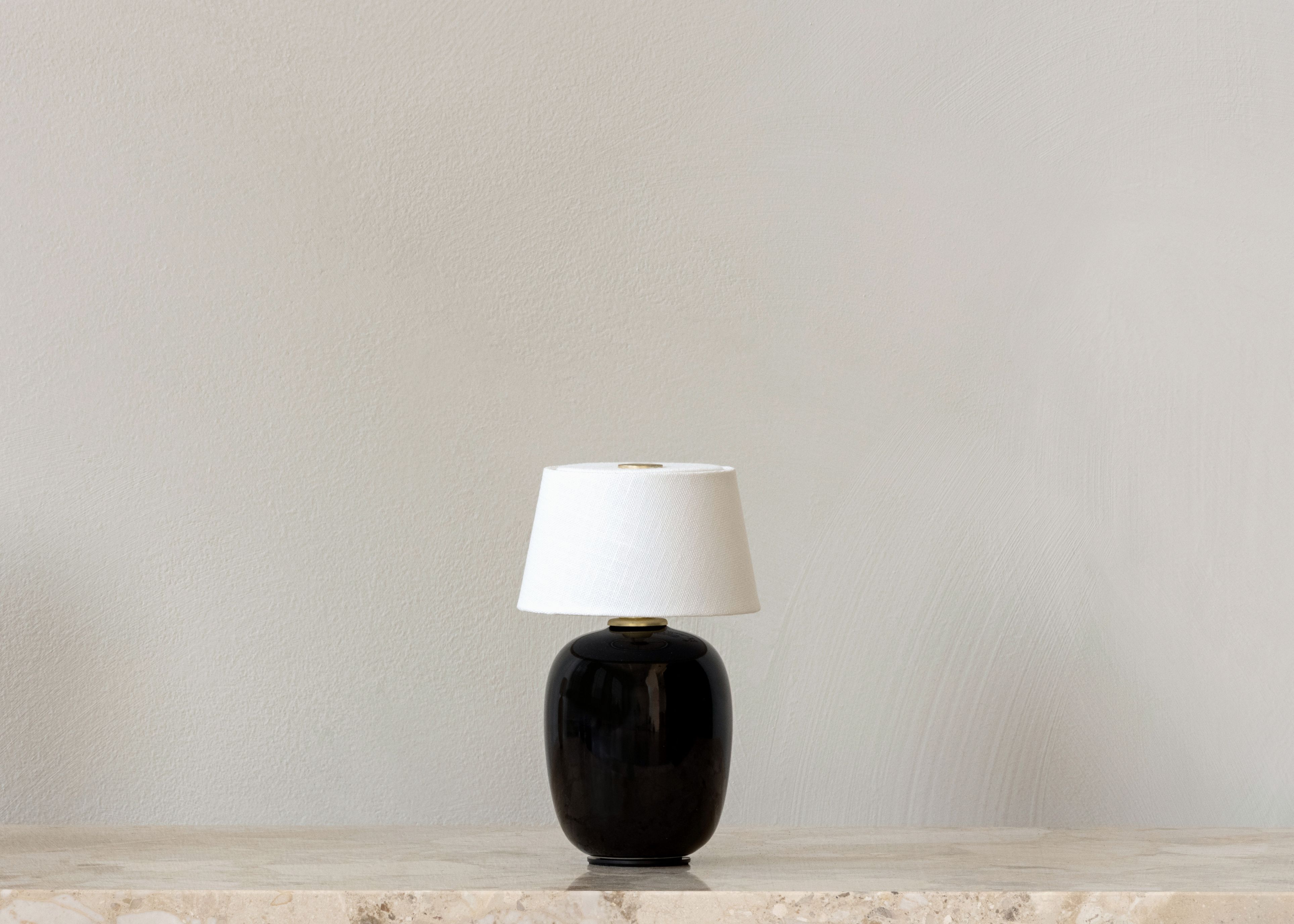 Torso portable table lamp Battery light Audo