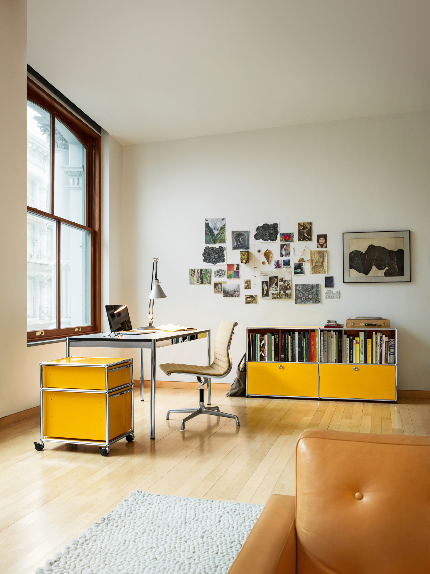 USM Haller Sideboard Schubladen – QUICK SHIP-reinorange