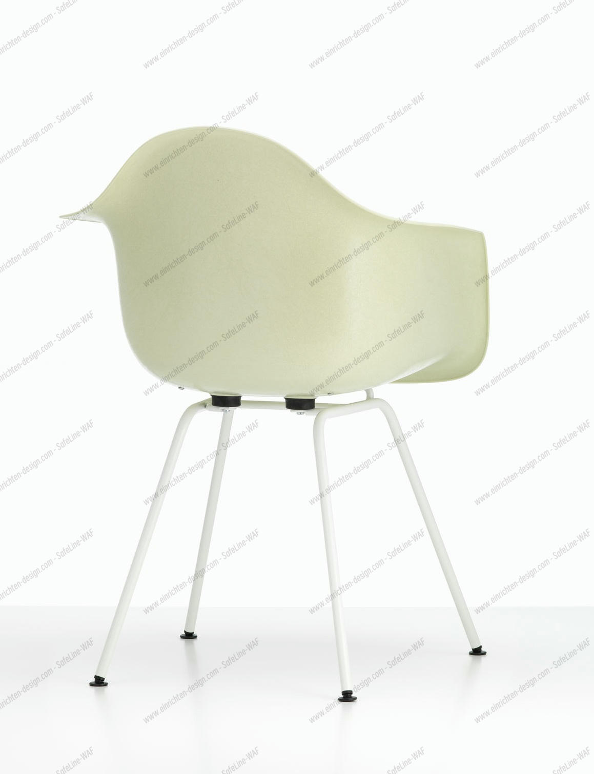 Eames Plastic Arm Chair DAX with seat cushion Vitra