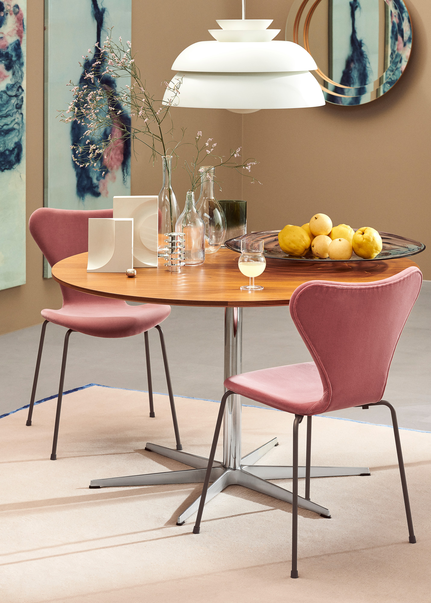 Series 7 3107 Belfast Chair fully upholstered Fritz Hansen autumn red