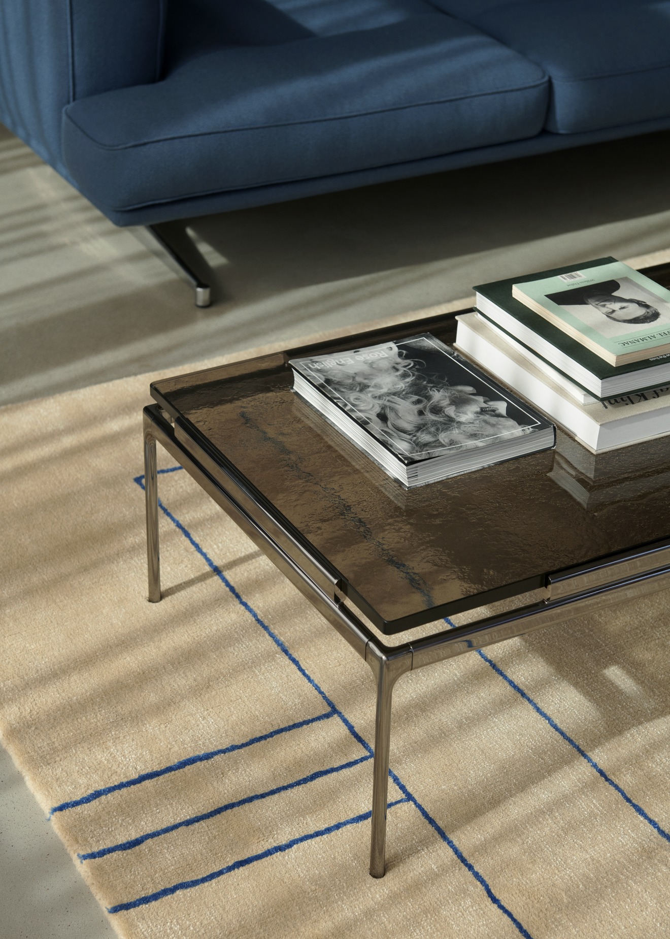 Sett LN12 / LN13 Coffee table AndTradition