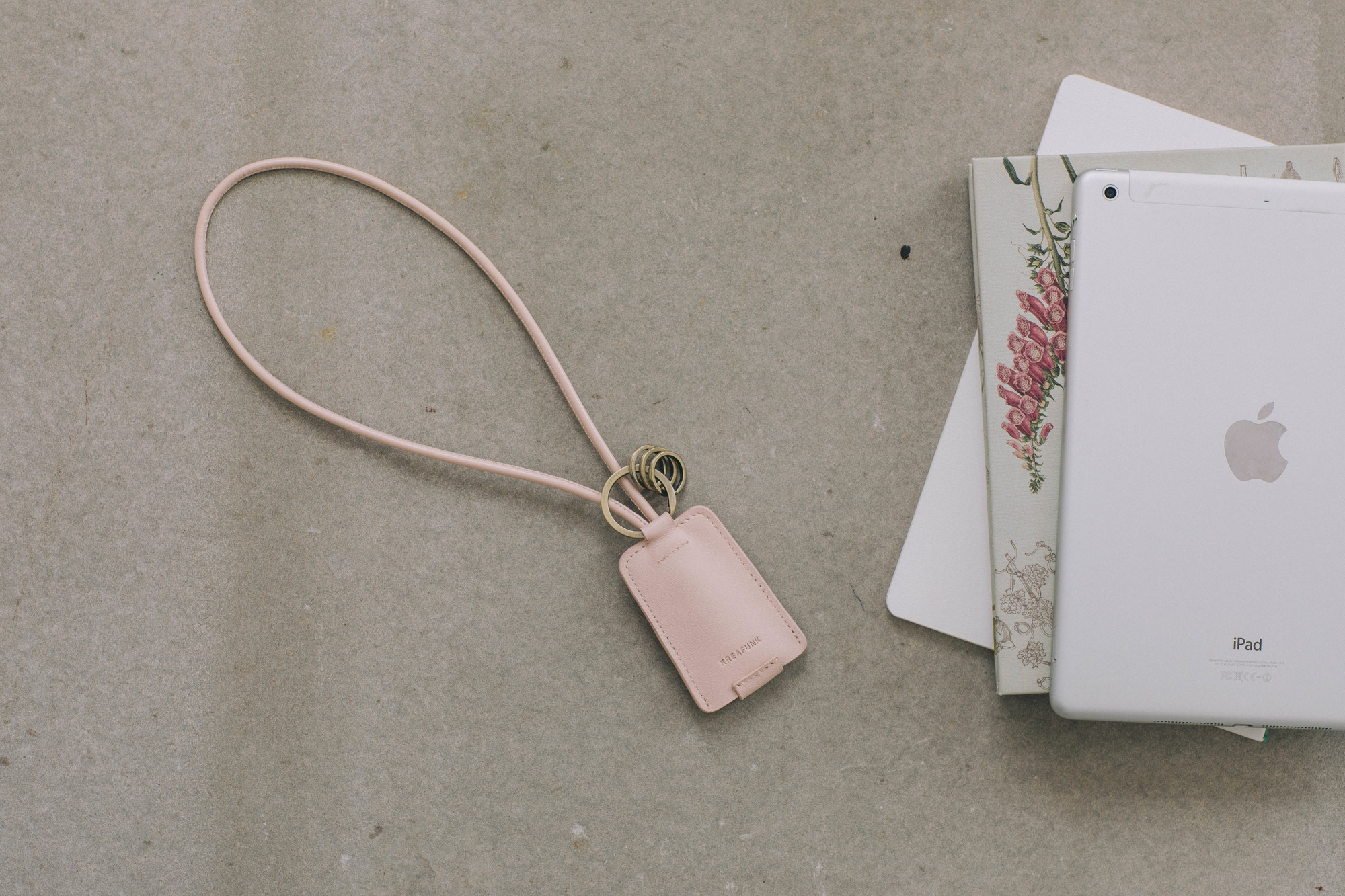 cCHAIN Key hanger with USB cable Kreafunk SINGLE PIECES