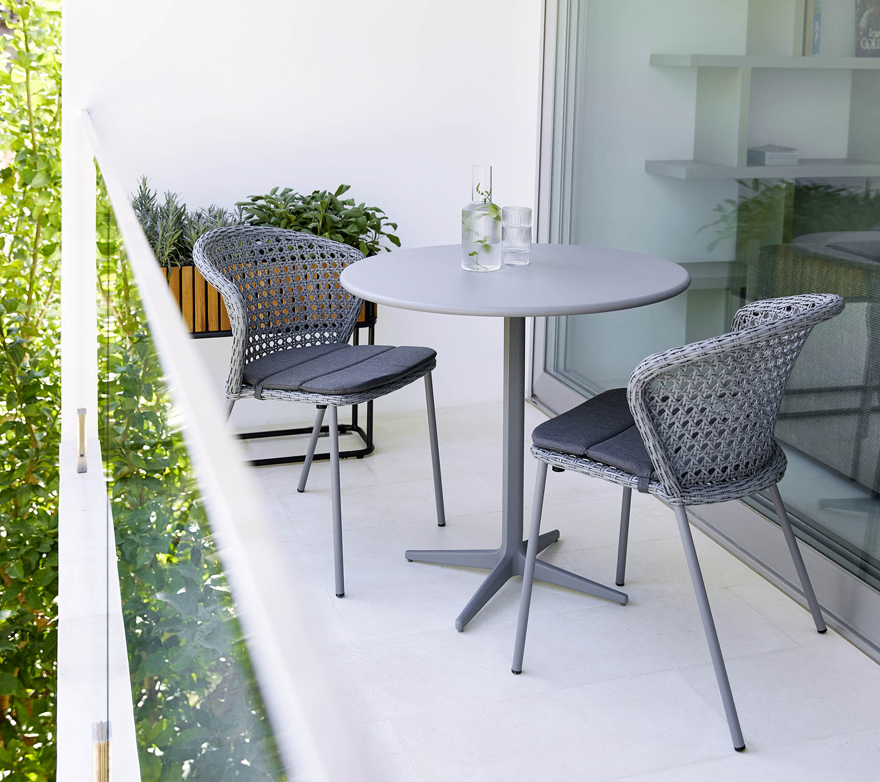 Lean Chair French Wave Cane-Line