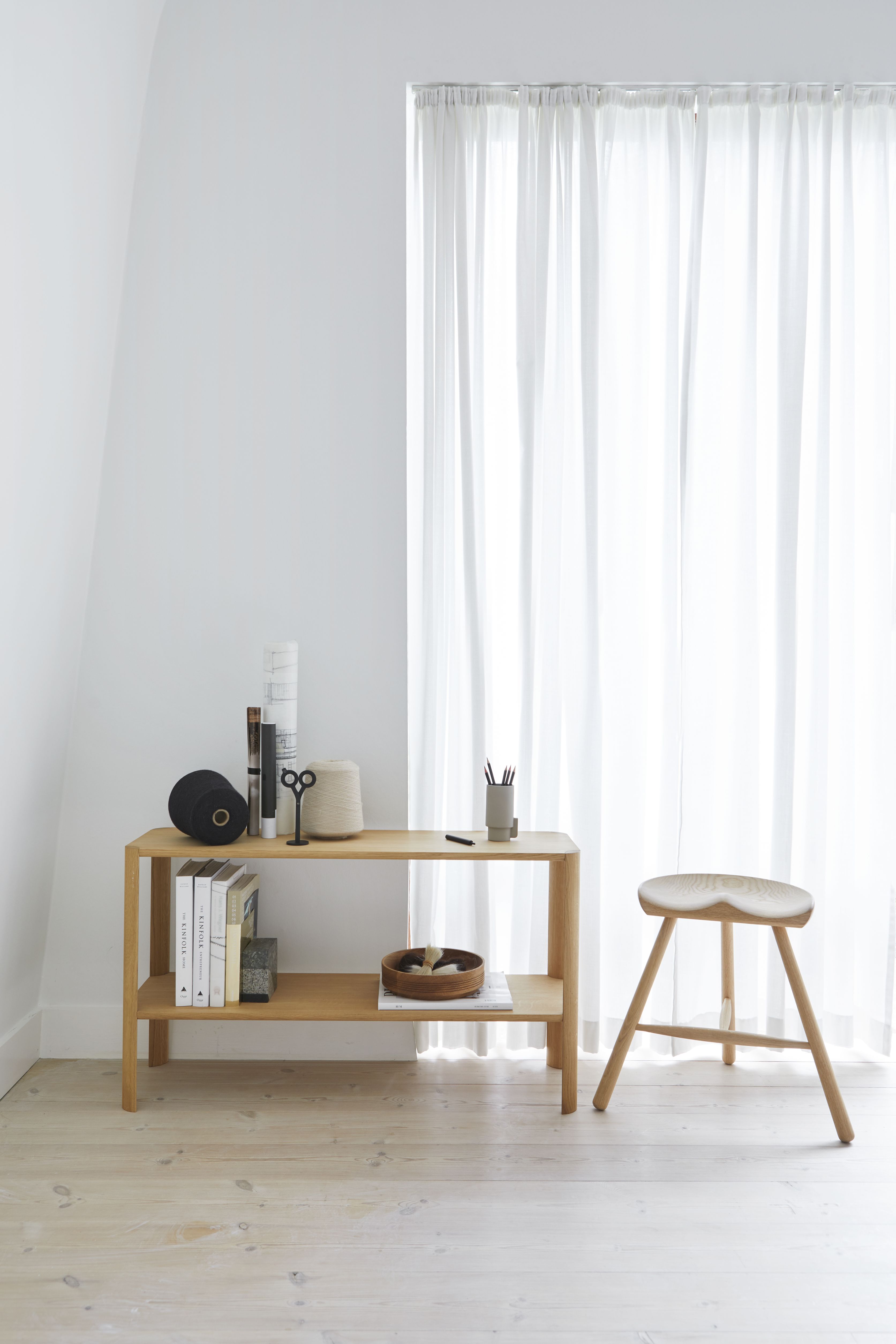 Leaf Shelf 1x2 Oak oiled Form & Refine