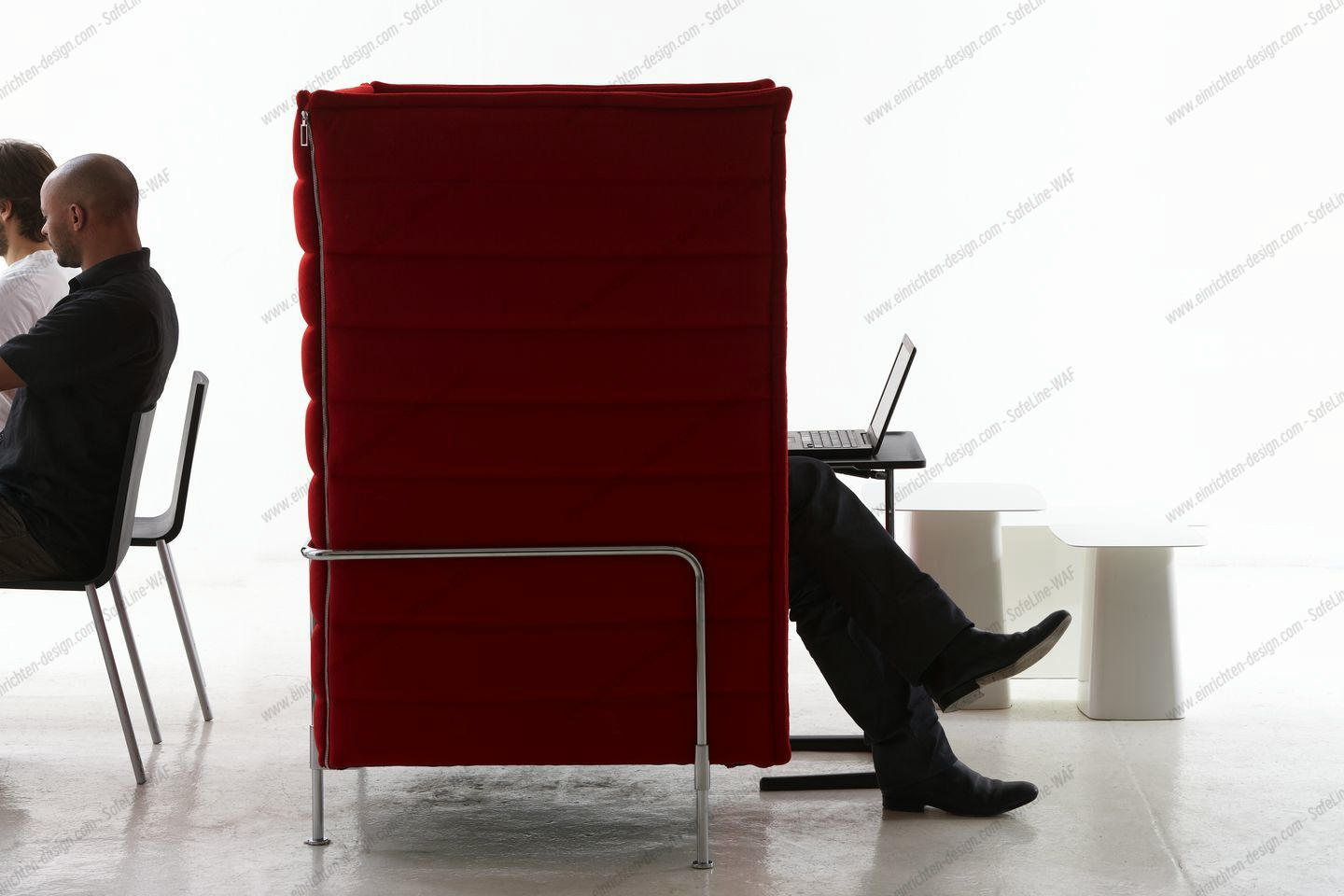 Metal Side Table Medium Vitra