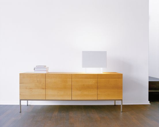 LT01 Seam One table light e15