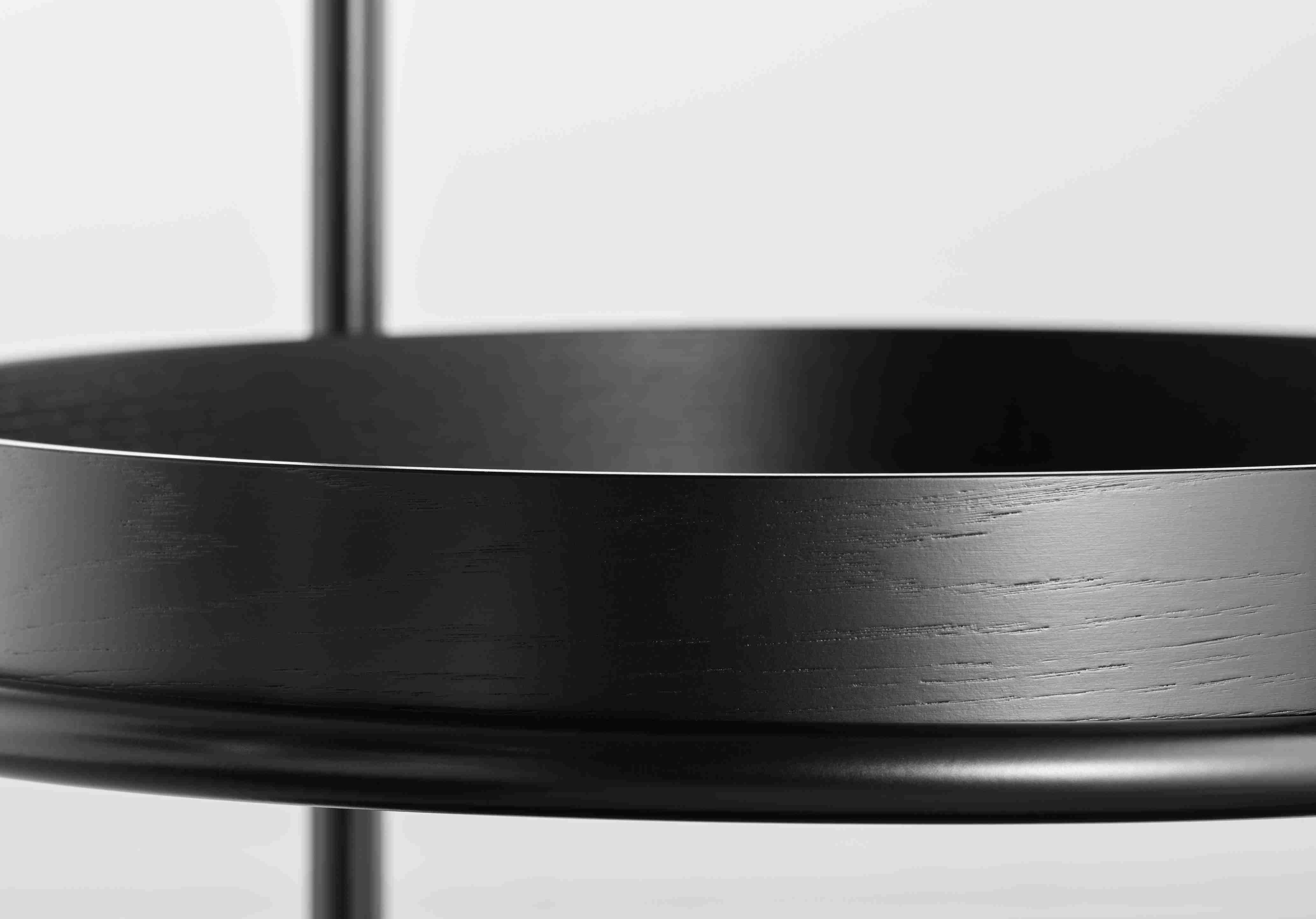 K6 Trolley Serving trolley Tecta oak black lacquered - steel tube black lacquered
