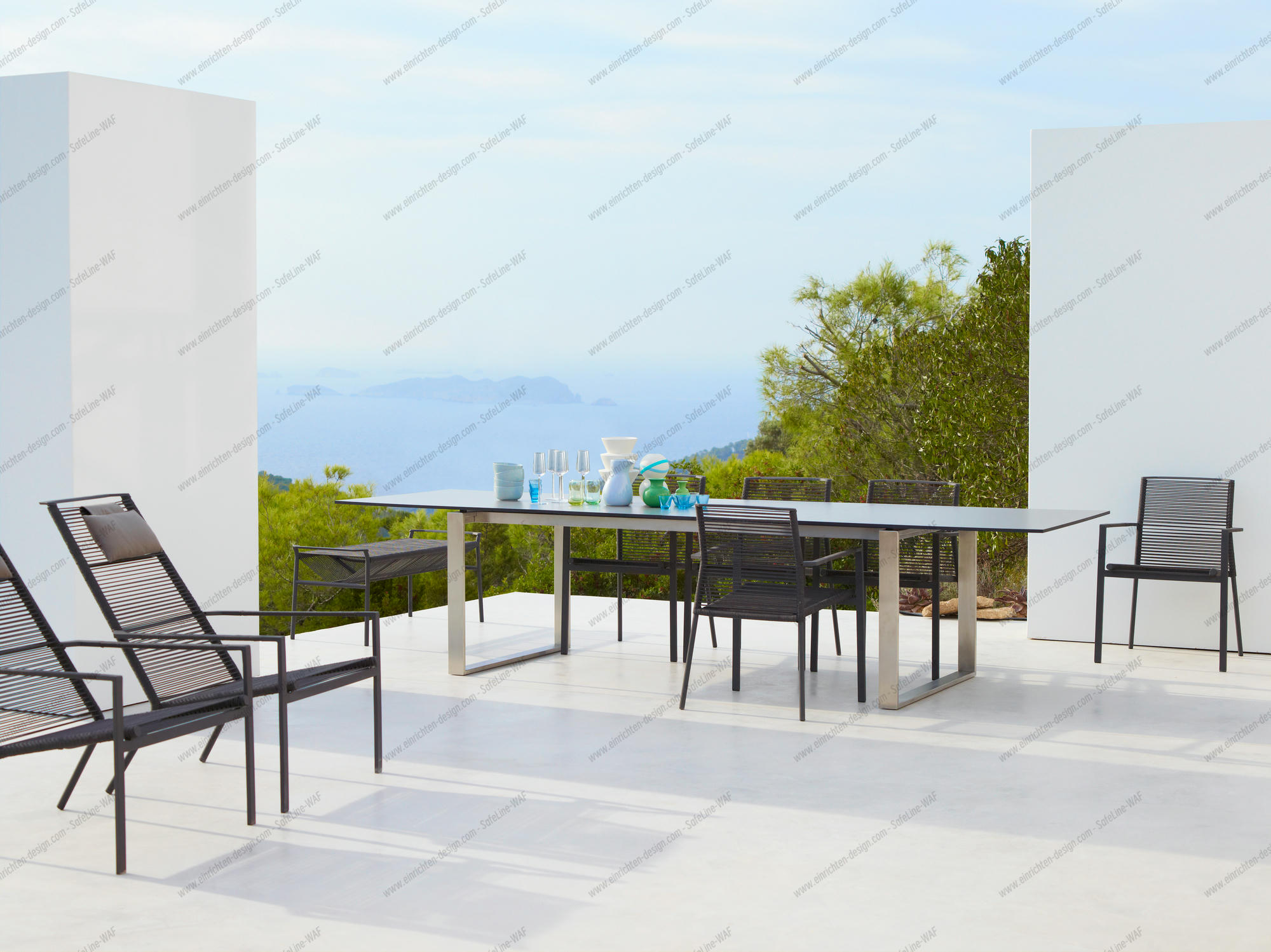 Edge Outdoor Dining table with 2 extension leaves Cane-Line