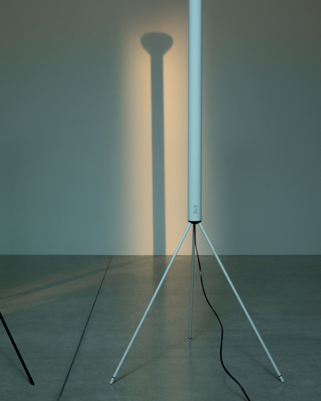 Luminator floor lamp Flos