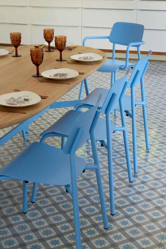 SO'O oak dining table 220 × 95 cm (oval) Indoor Fermob