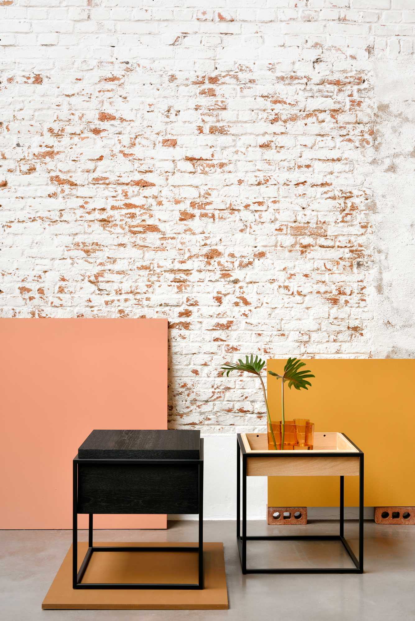 Monolit table oak S black Ethnicraft
