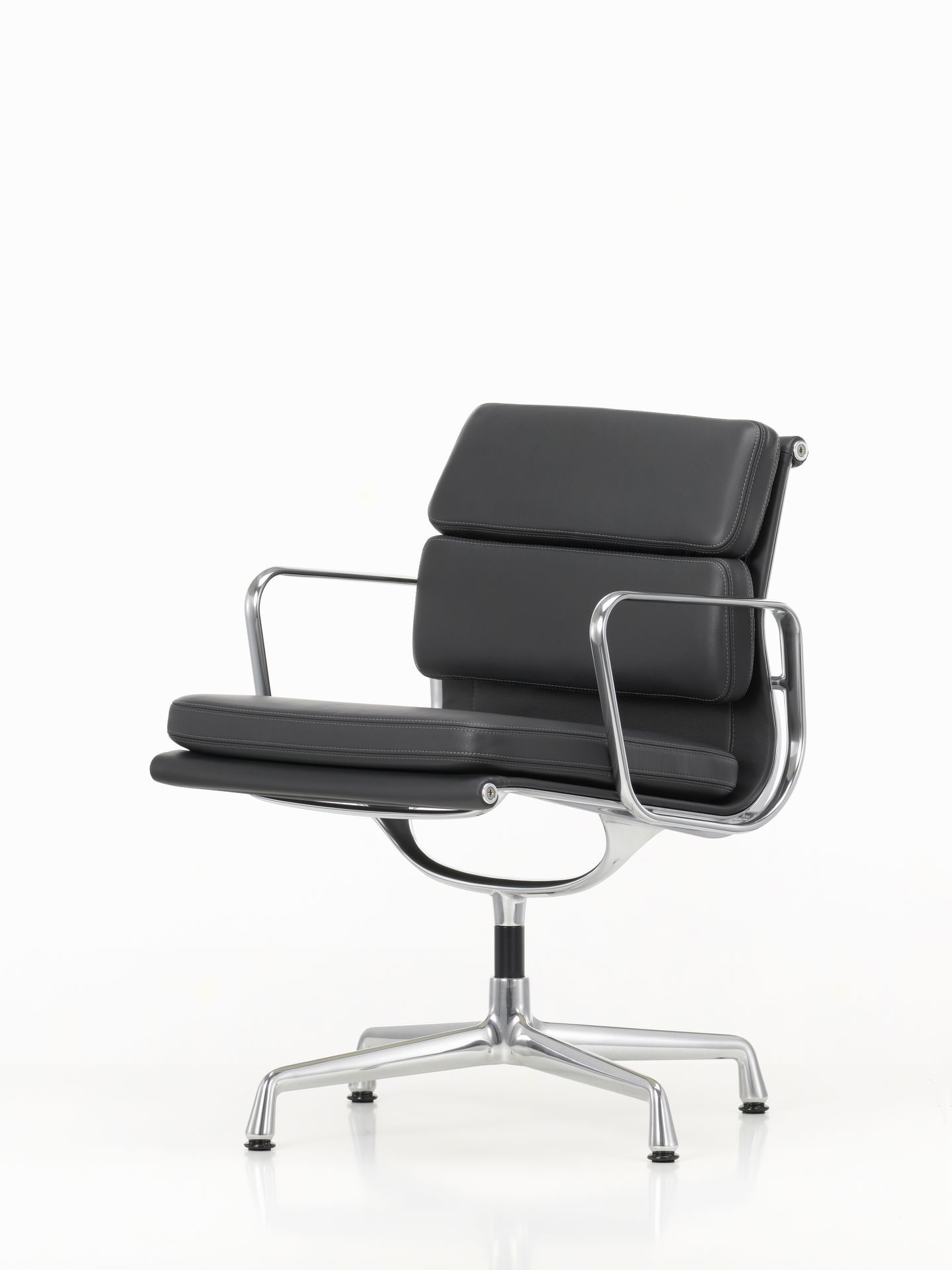 Soft Pad Chair EA207 / EA 207 Armchair Vitra