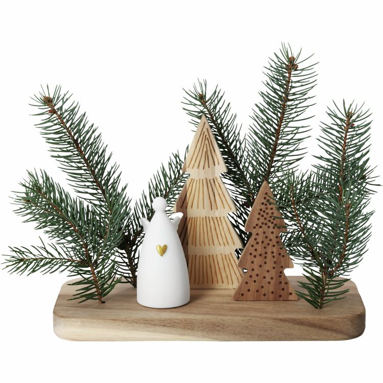 Christmas scene, angels, wheels