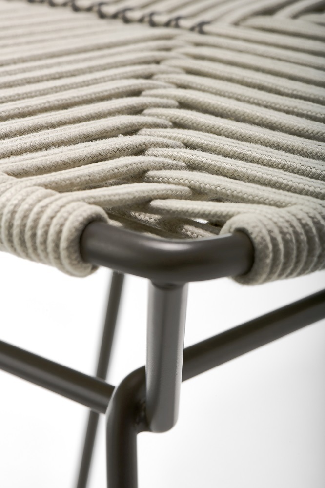 Neil Twist Chair MDF Italia Neil Twist Chair MDF Italia