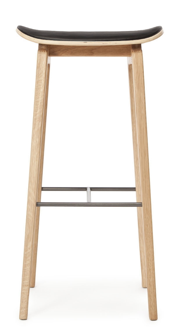 NY11 New York Barstool Upholstered Norr11 Natural oak Leather Ultra black 75 cm