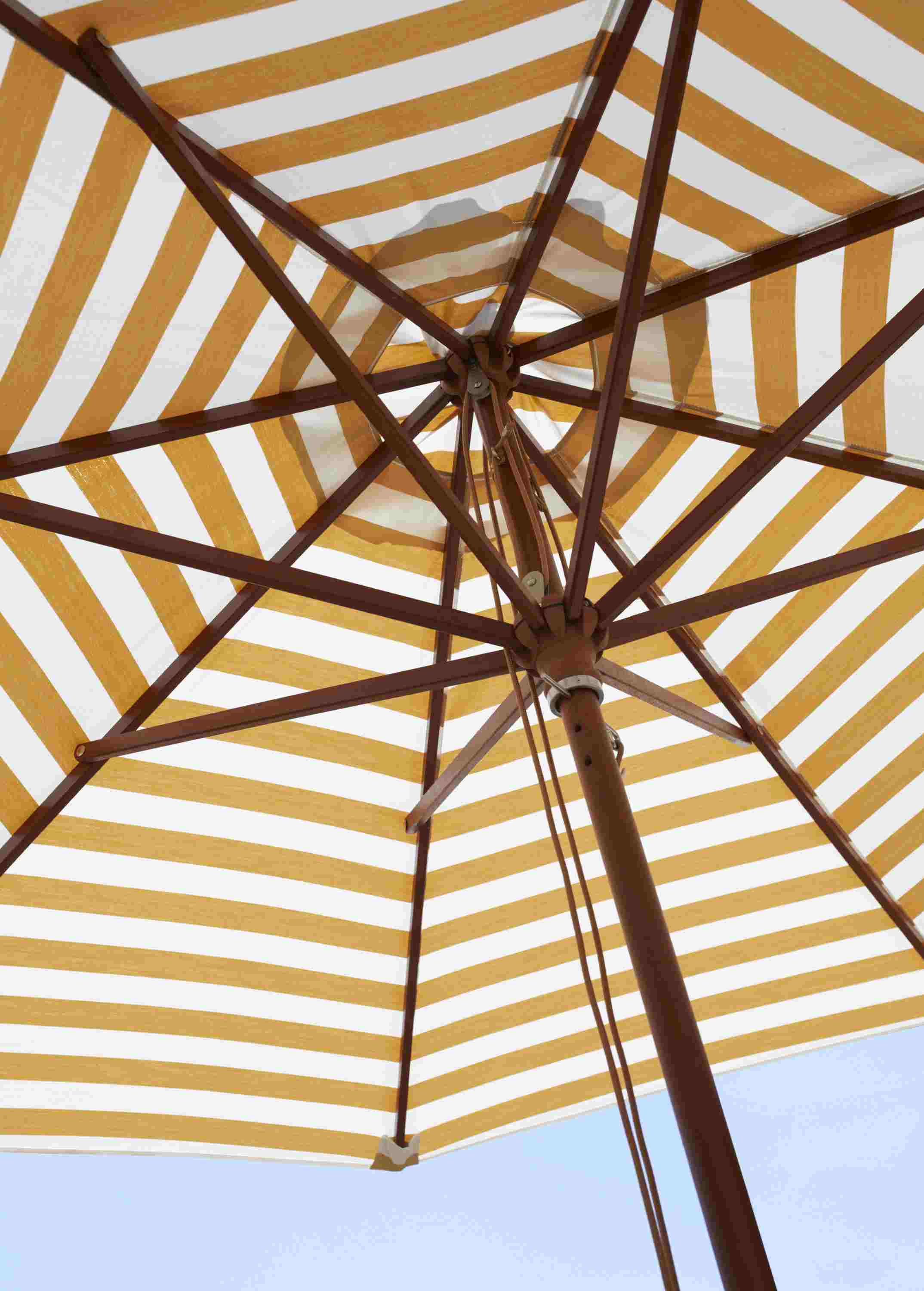 Messina Parasol Skagerak by Fritz Hansen Ø 210 cm / Off white