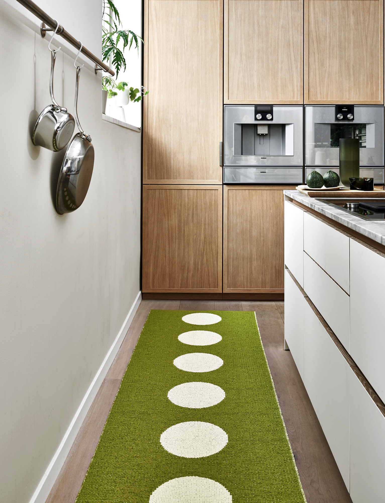 Vera Plastic Carpet 70x300 cm Pappelina