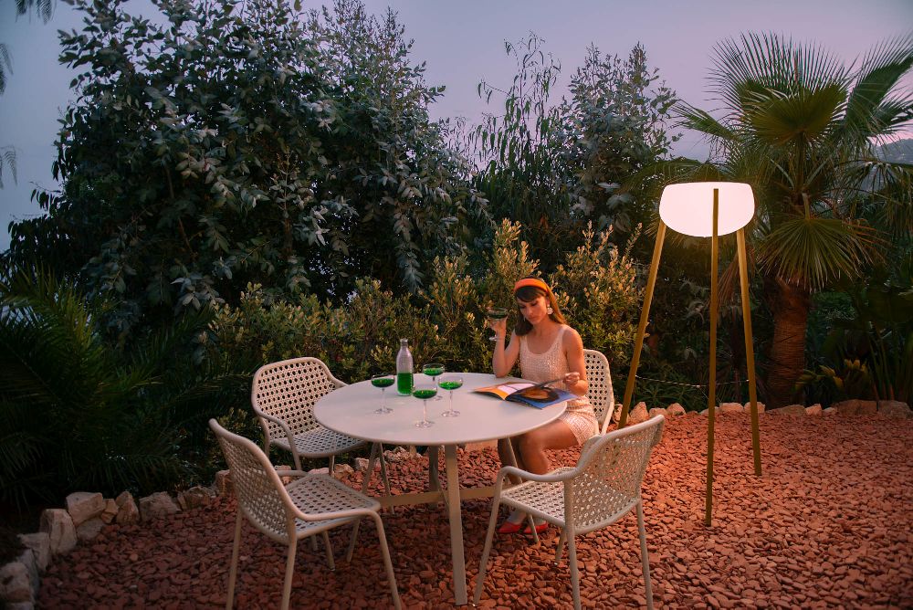 Yunos Solar LED Floor Lamp Outdoor Fermob