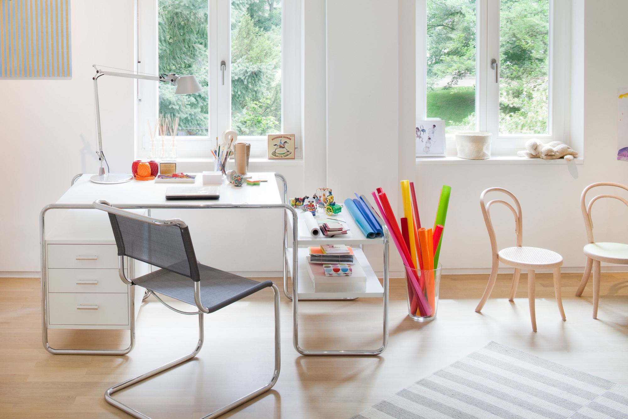 S 285 Tubular steel Desk Thonet