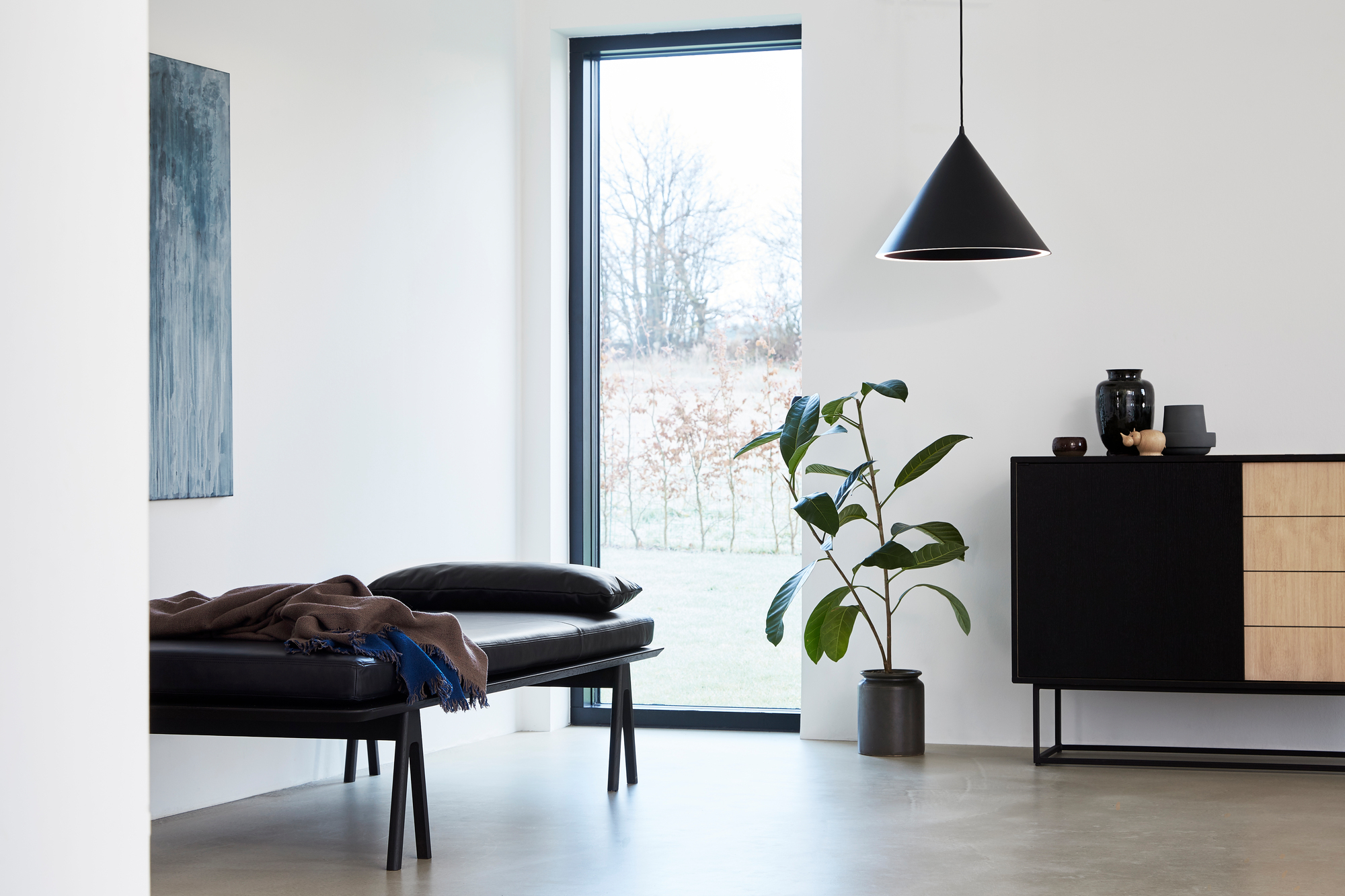 Level Daybed White/Black Woud