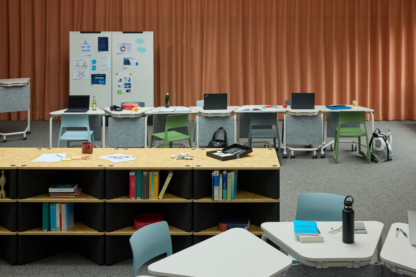 Scout Sprint work table Vitra