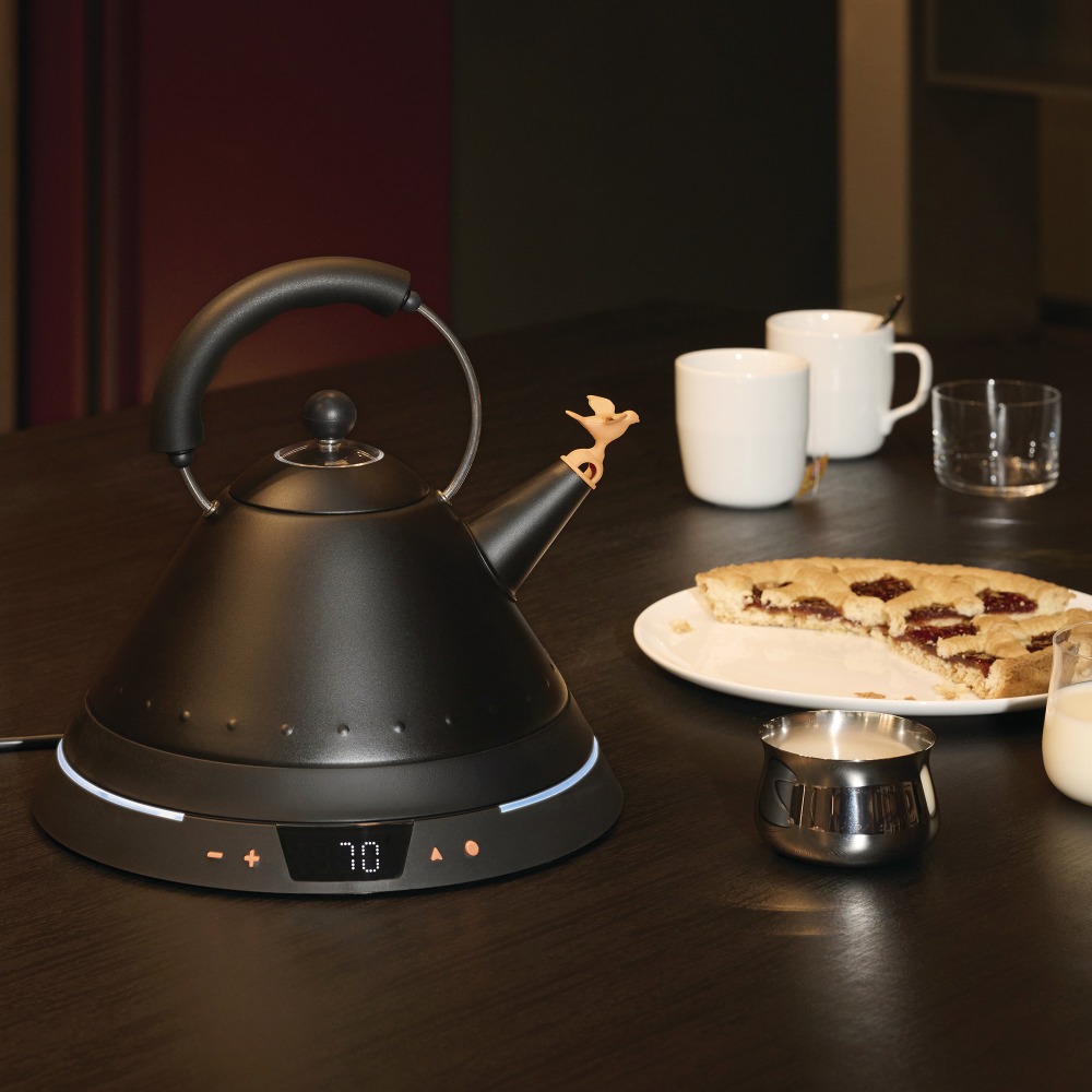 MG32TC B MG32 Electric kettle with temperature control Alessi