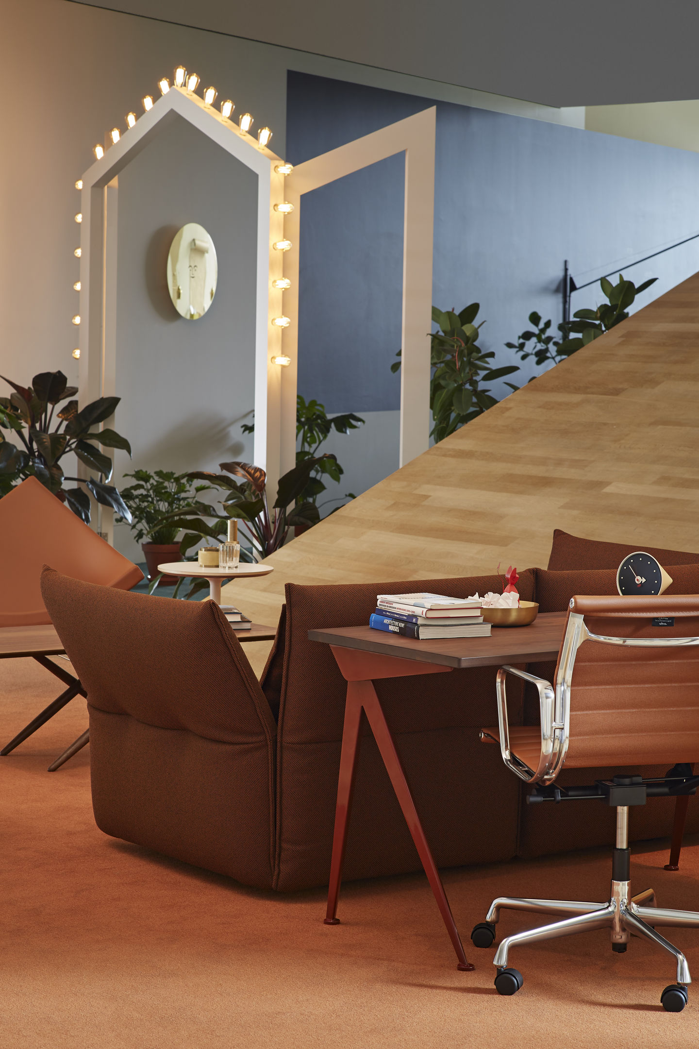 Aluminum Chair EA107 / EA 107 Chair Vitra