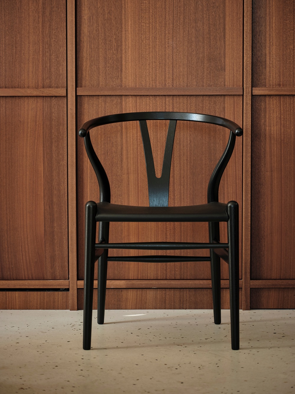 CH24P Wishbone Chair / Y-Chair by Carl Hansen & Søn