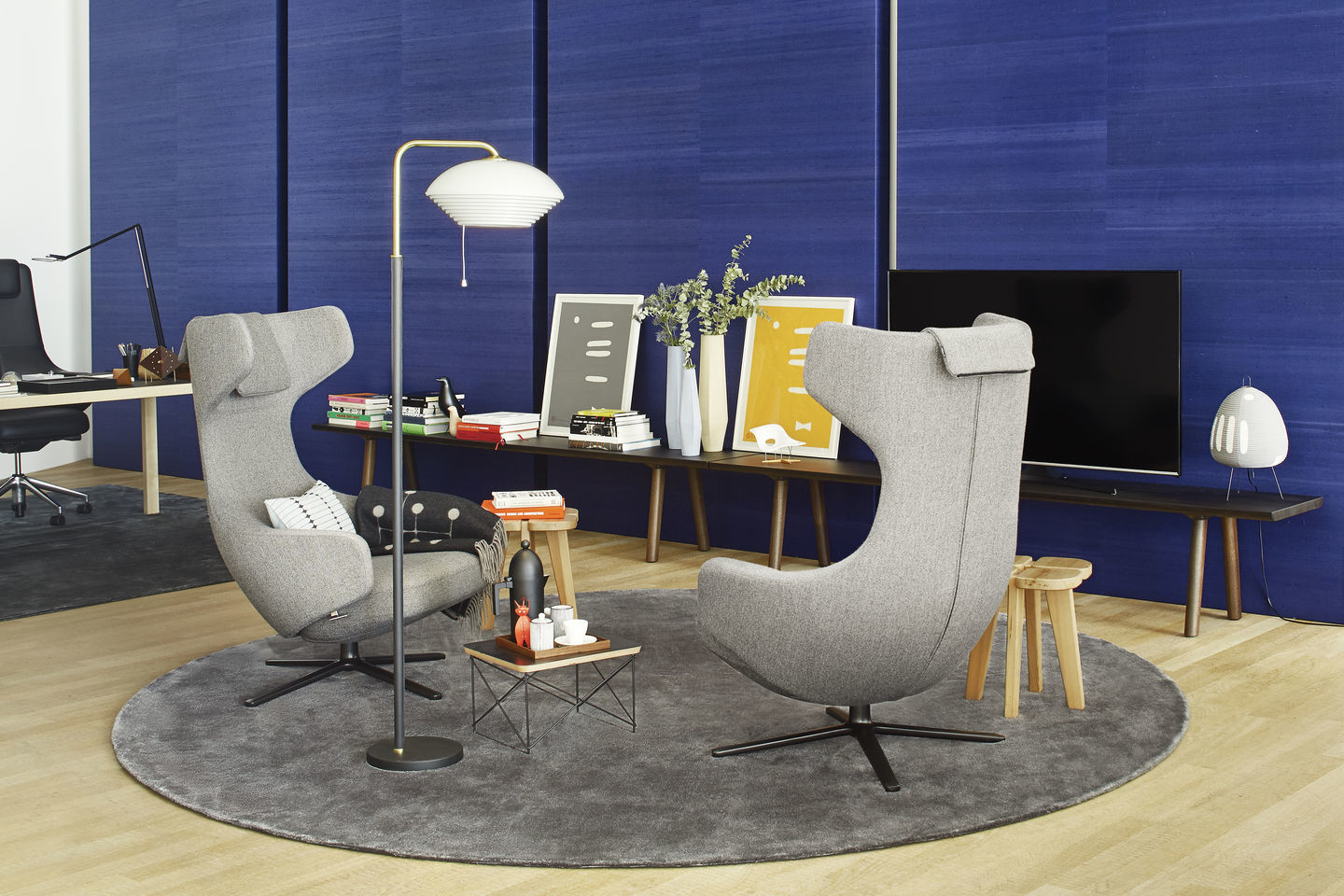 Grand Repos Easy Chair + Ottoman Vitra Polished Cosy Classic grey