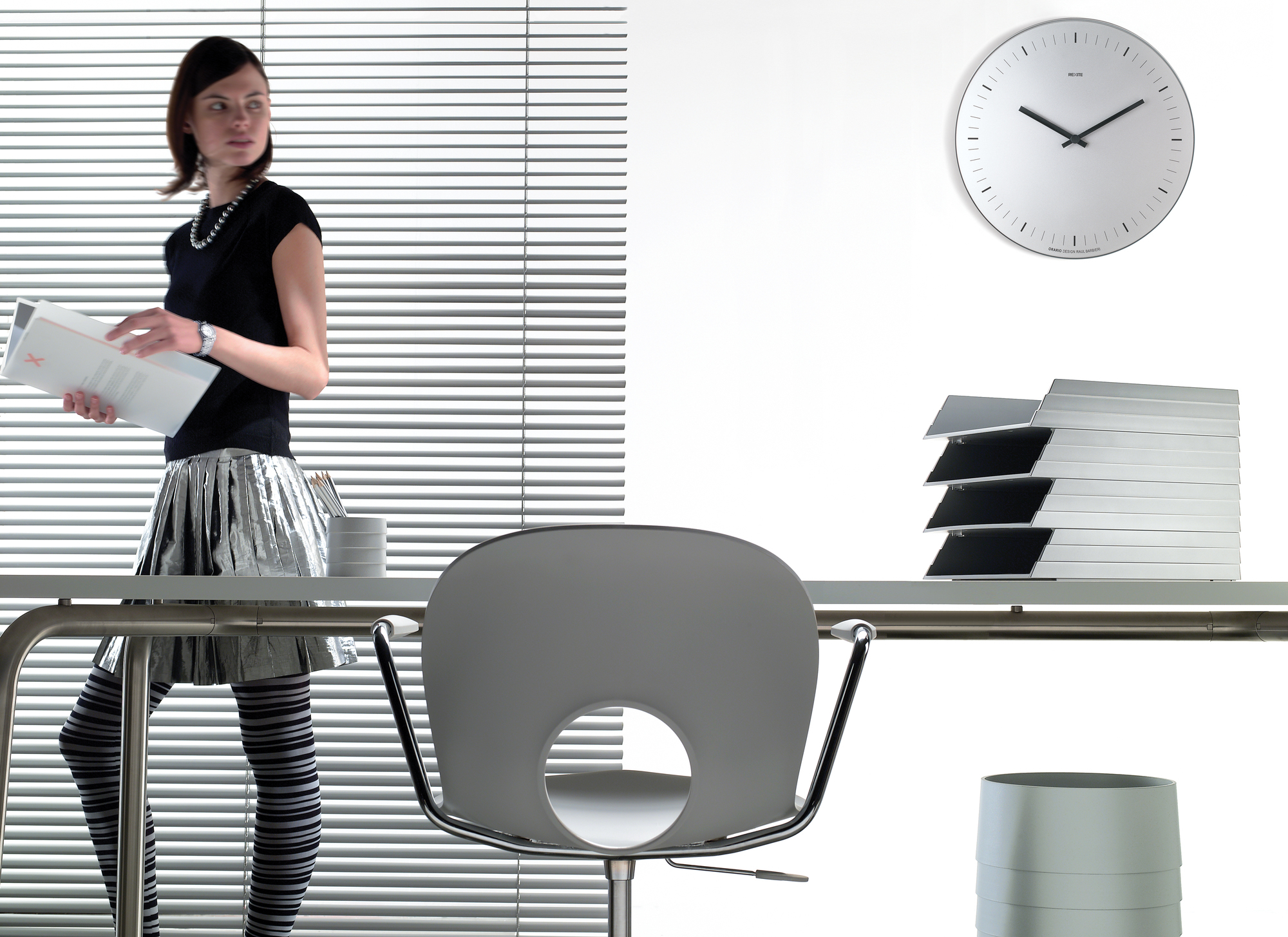 Orario Wall clock Rexite White with Numbers