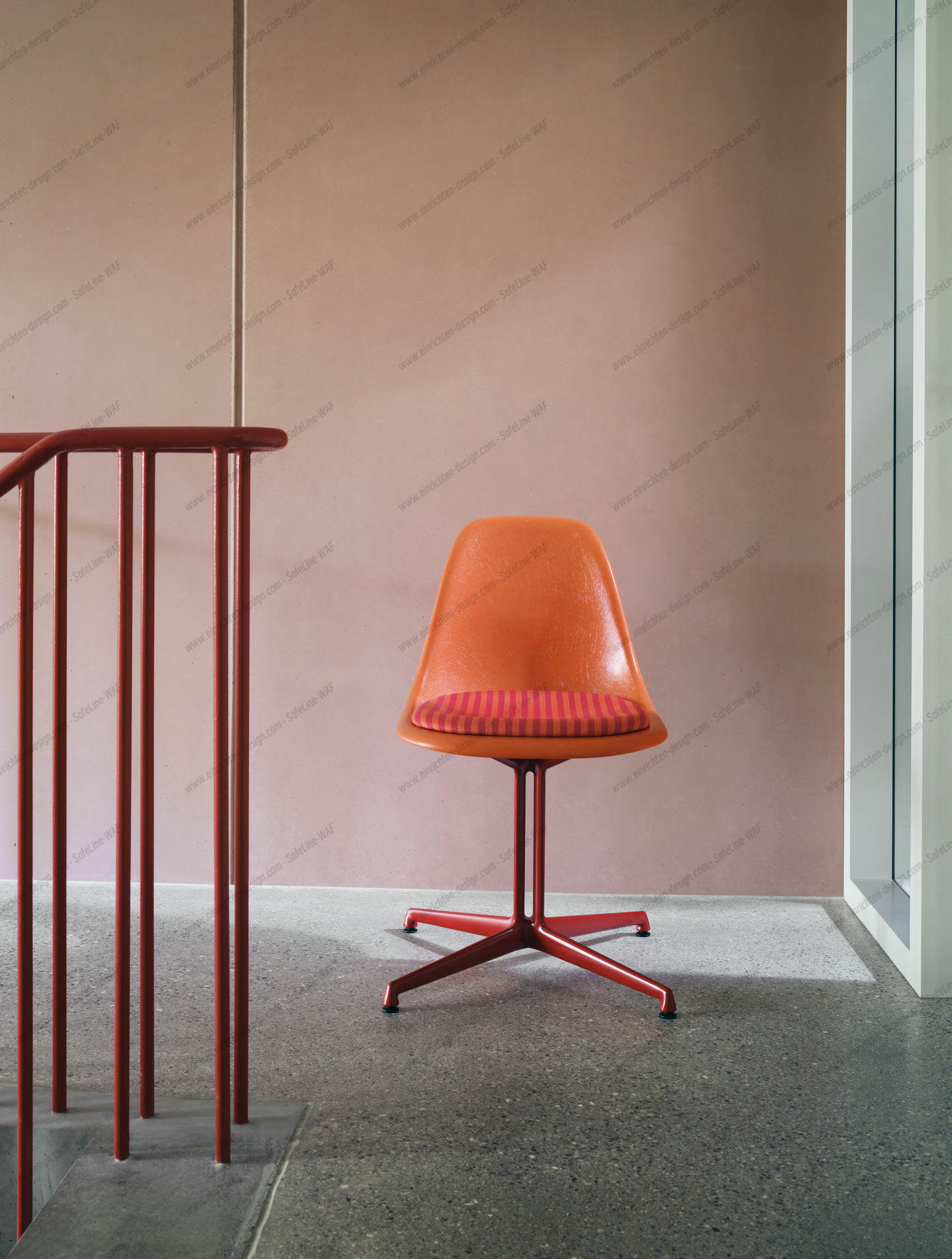 Eames Fibreglass Side Chair La Fonda Red Orange Vitra LIMITED EDITION 