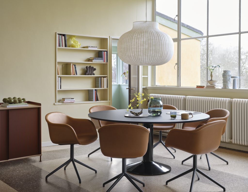 Enfold Sideboard Tall Muuto