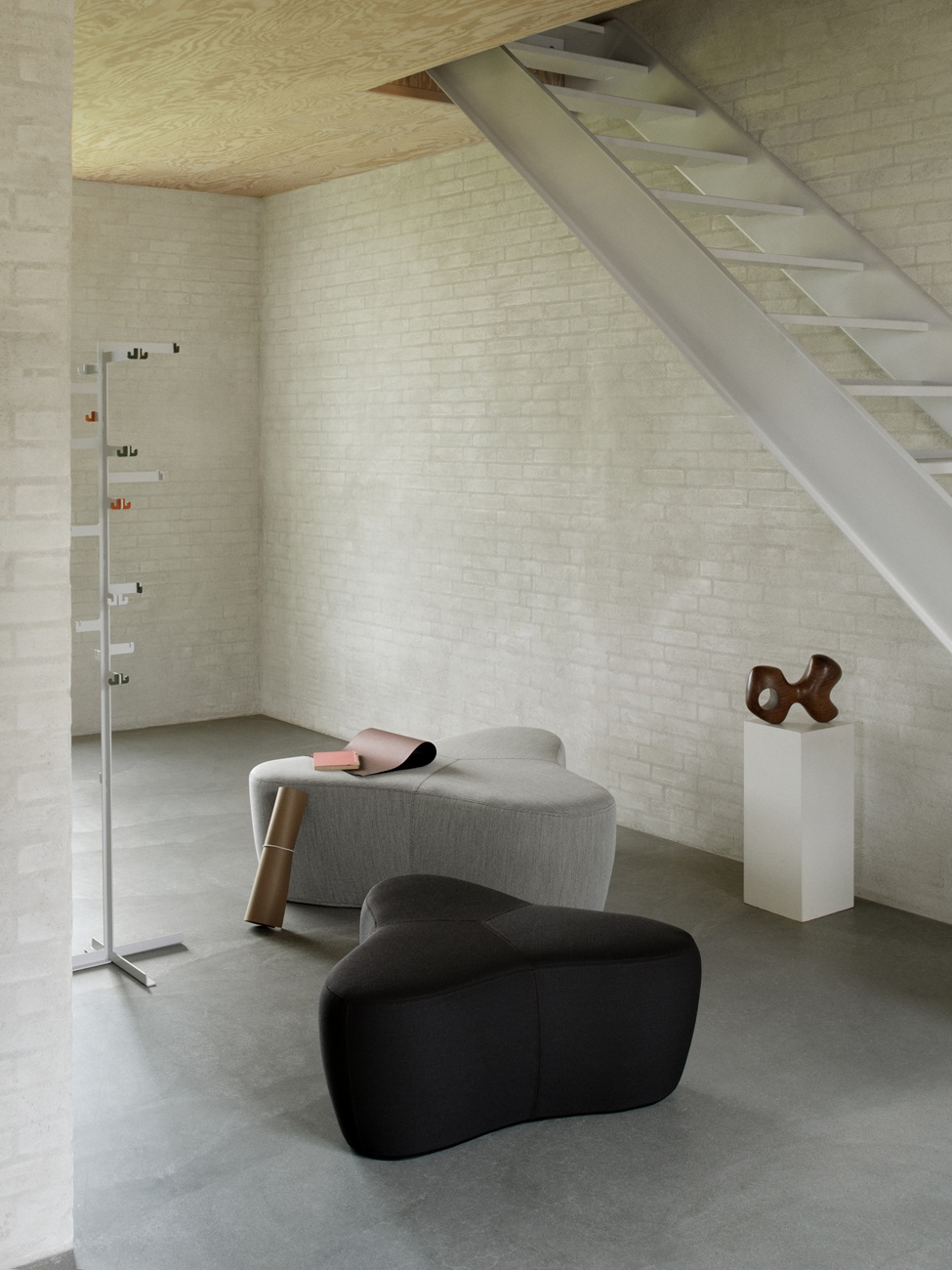 Chat Stool Pouf small Softline