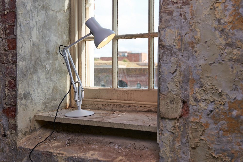 Type 75 Mini Desk table table lamp Anglepoise