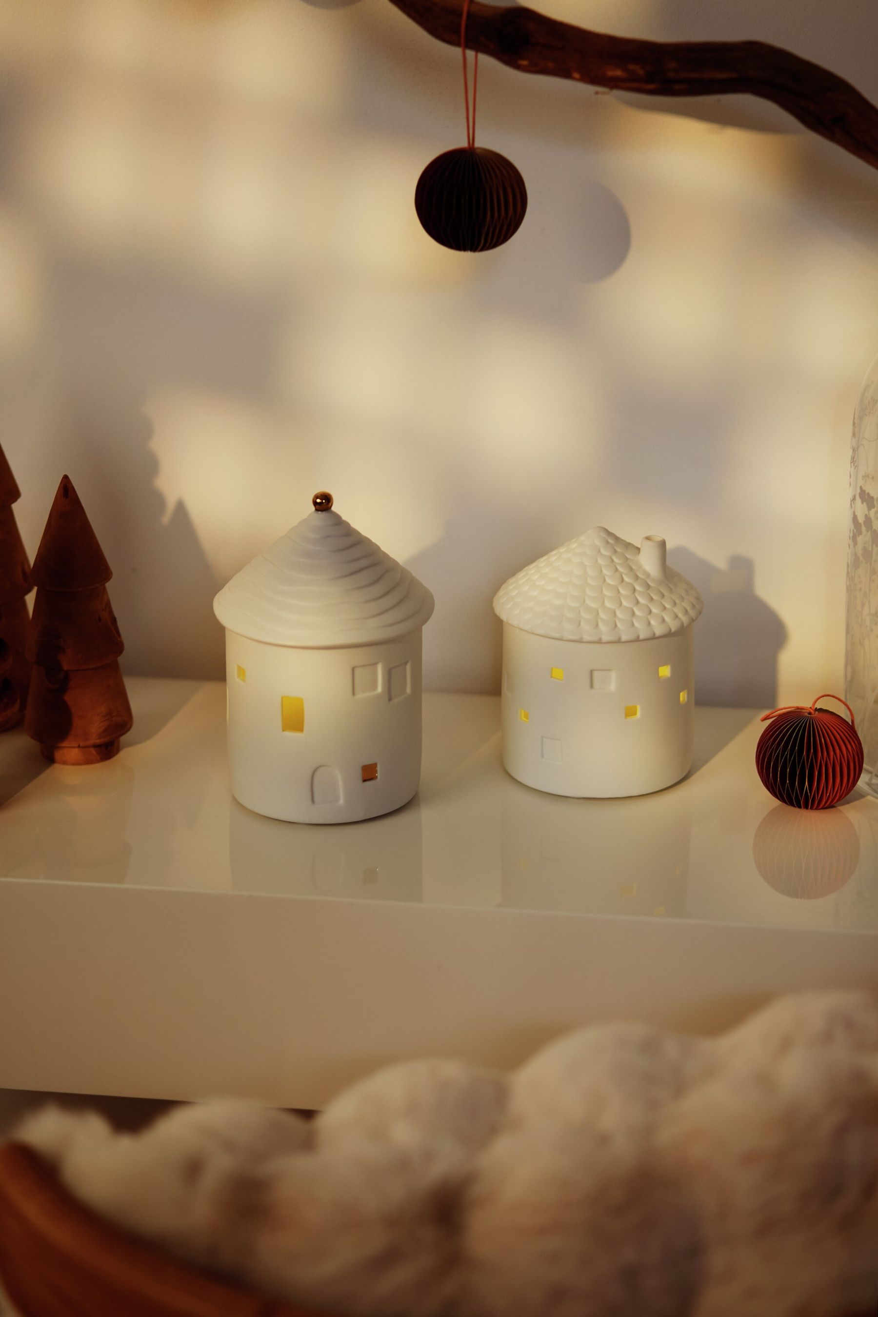 LED lighthouse chimney wheels