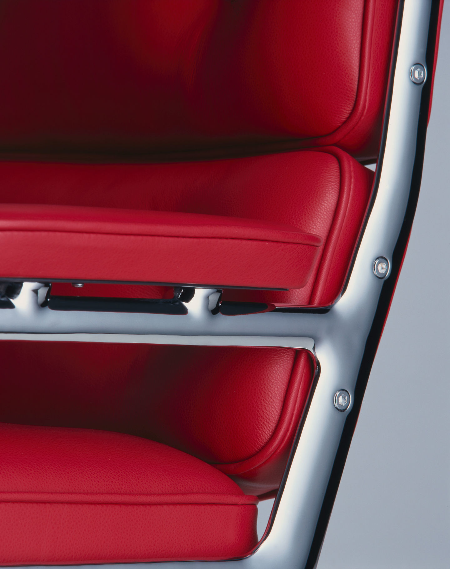 Lobby Chair ES105 / ES 105 Chair Vitra