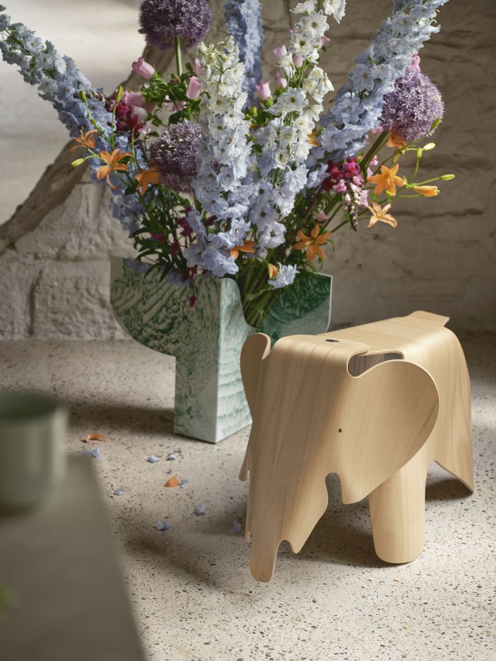 Eames Elephant Plywood Stool Vitra 