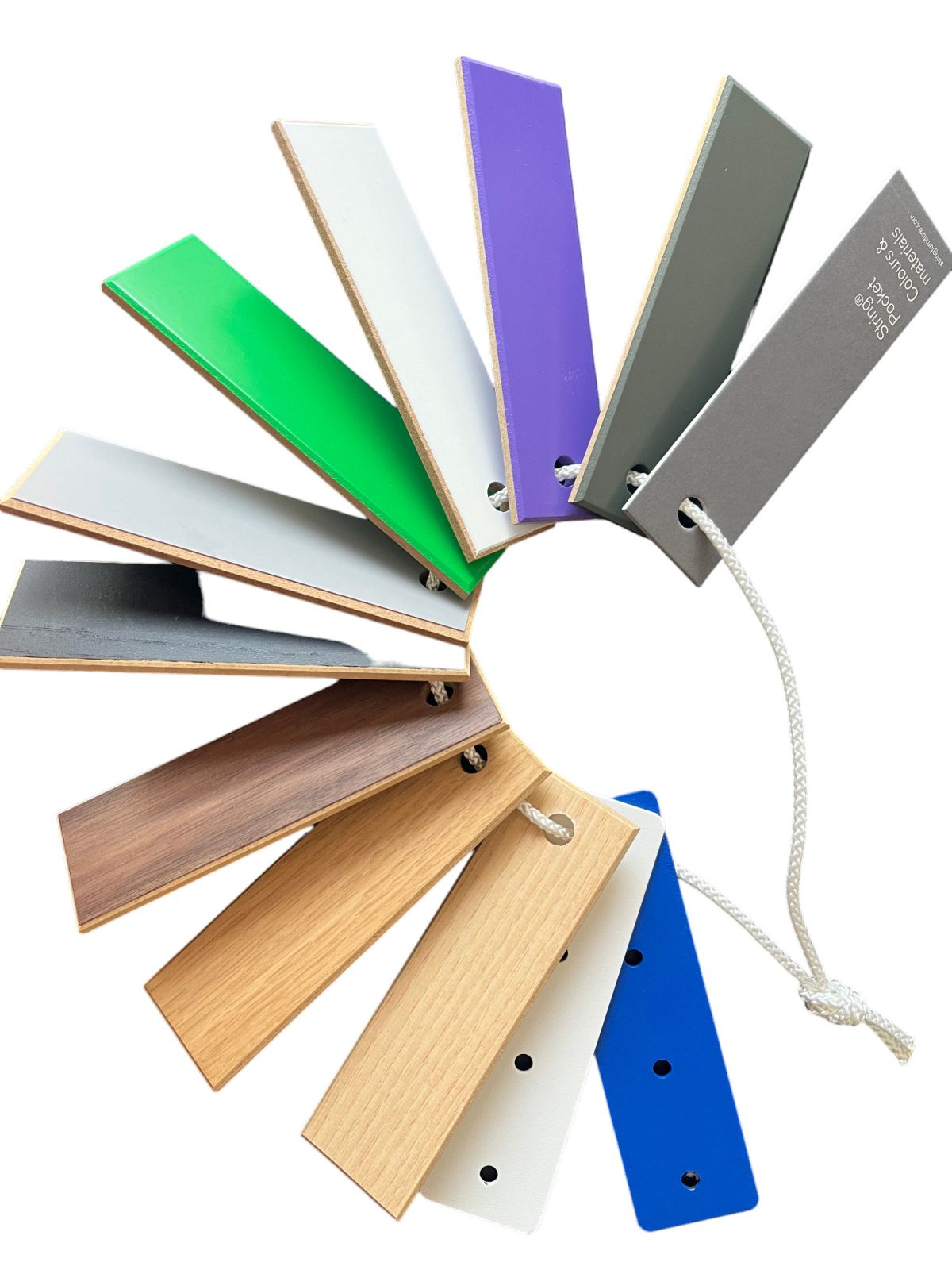 Sample set for String Pocket shelf String Furniture