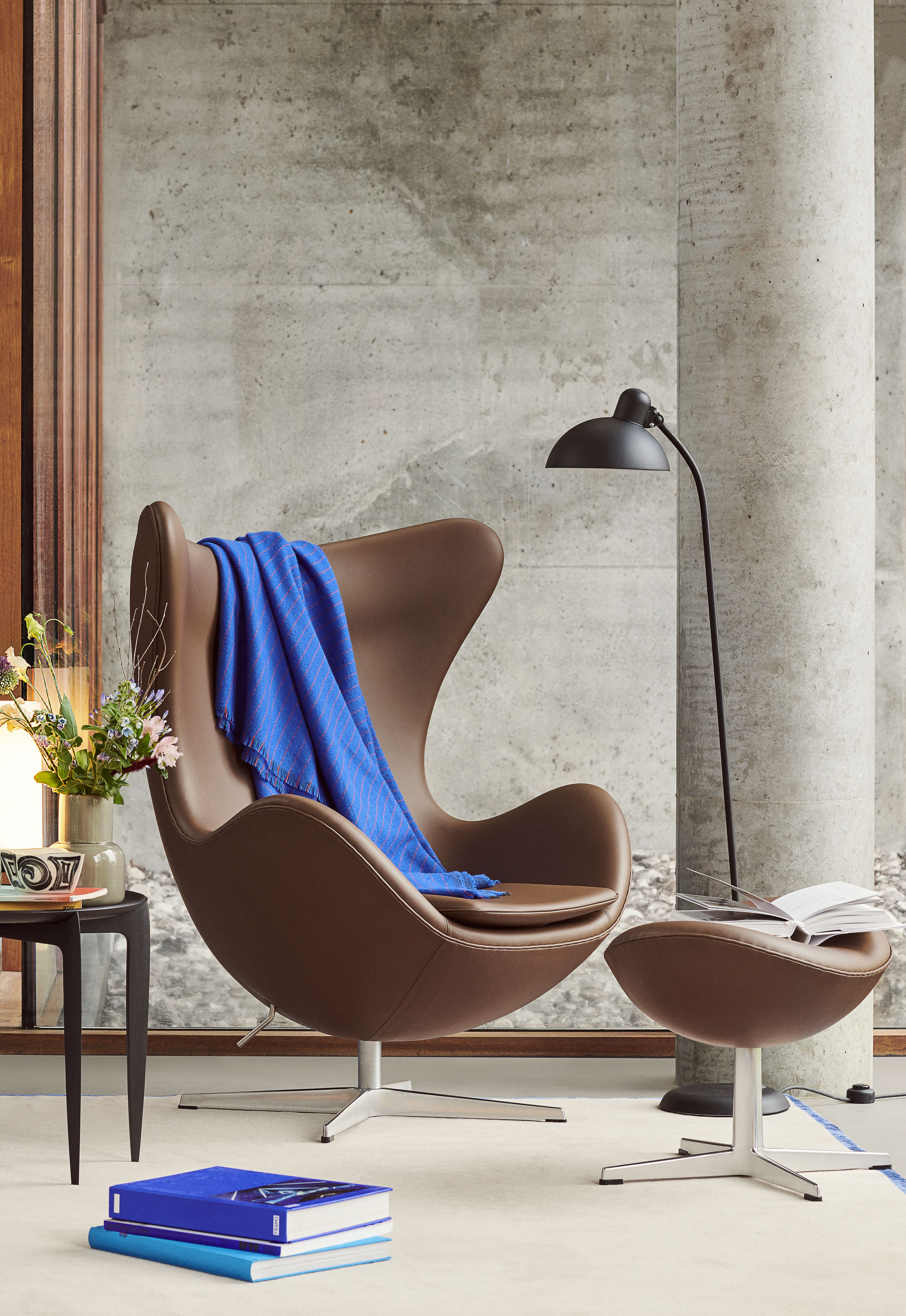 The Egg / Egg Chair Stool Fritz Hansen  