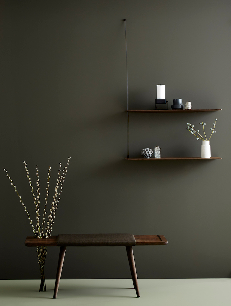 Stedge 2.0 shelf Woud Oak black