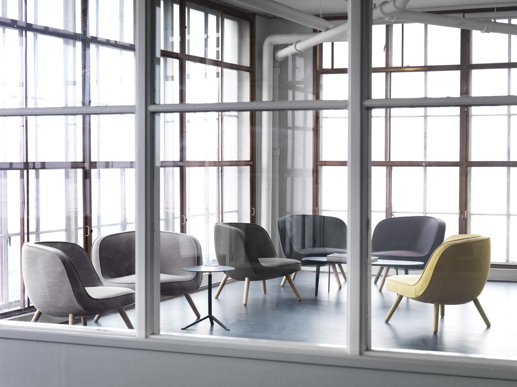 Little Friend Side Table without height Adjustment Fritz Hansen