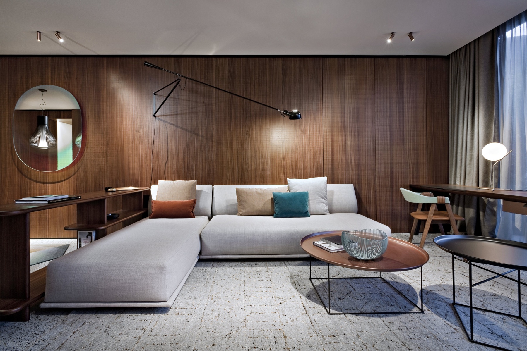 265 adjustable Wall lamp Flos